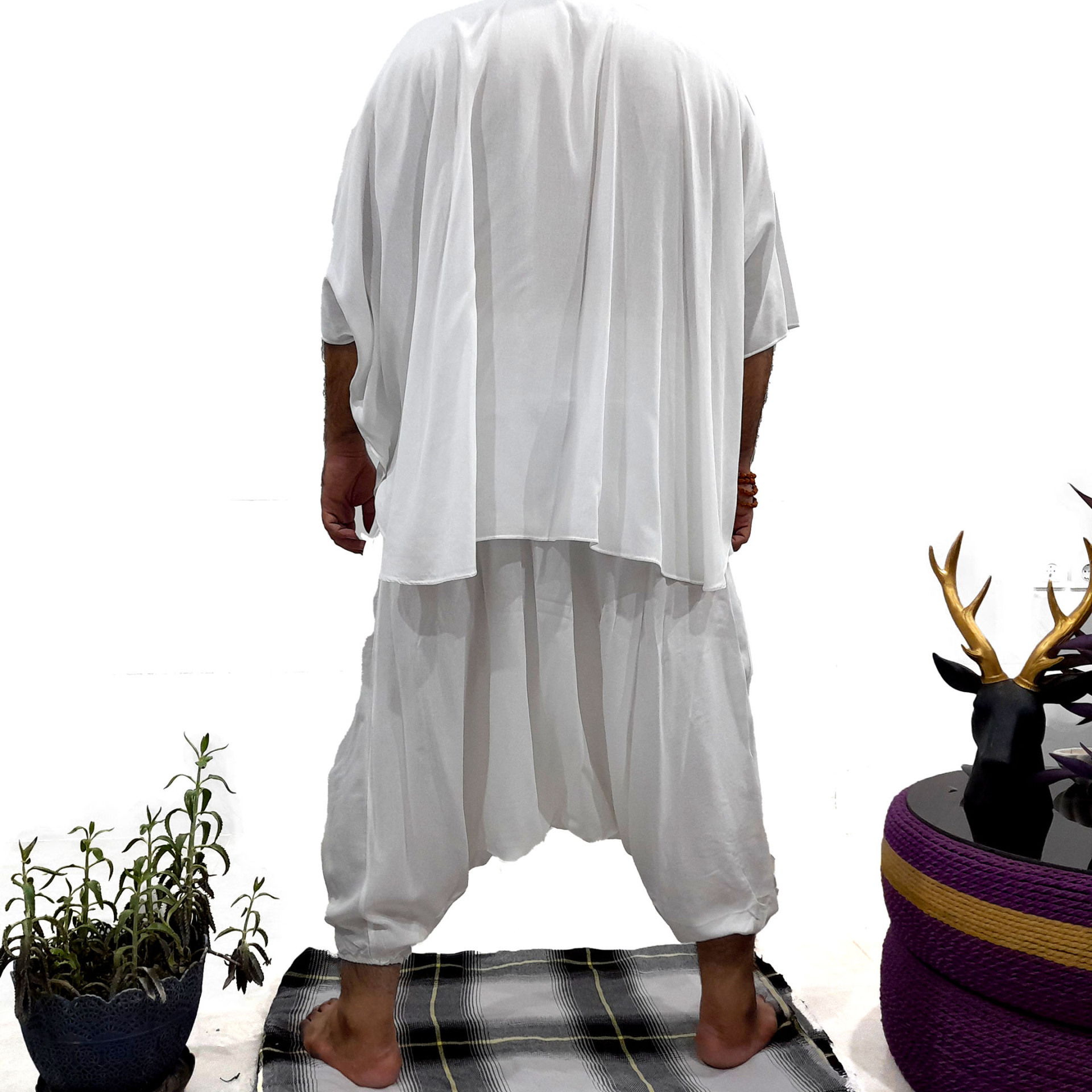  ست شلوار تبتی و پانچو سفید کد 230012 