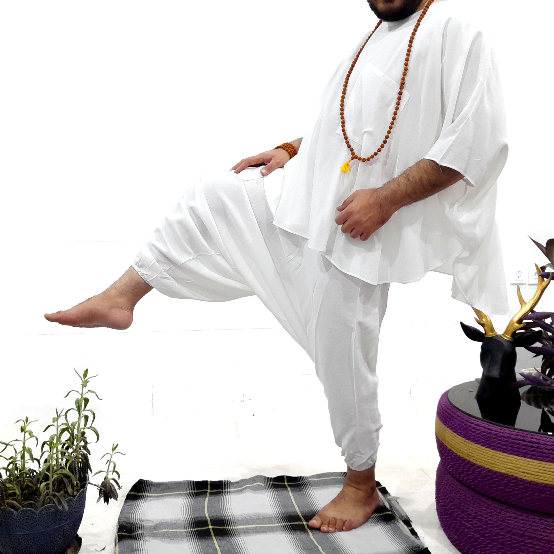  ست شلوار تبتی و پانچو سفید کد 230012 